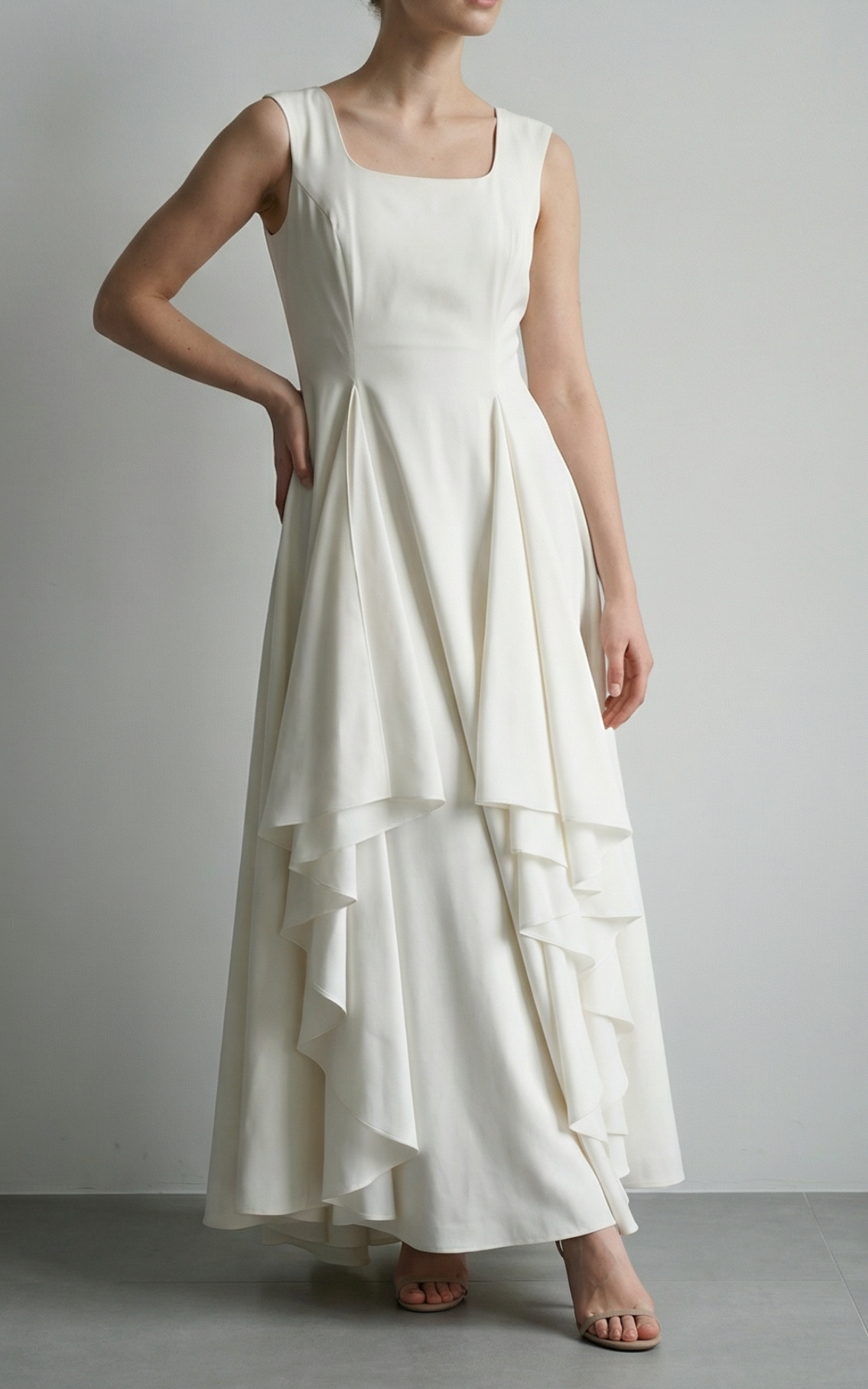 poláura | クラウドライクラグジュアリードレス